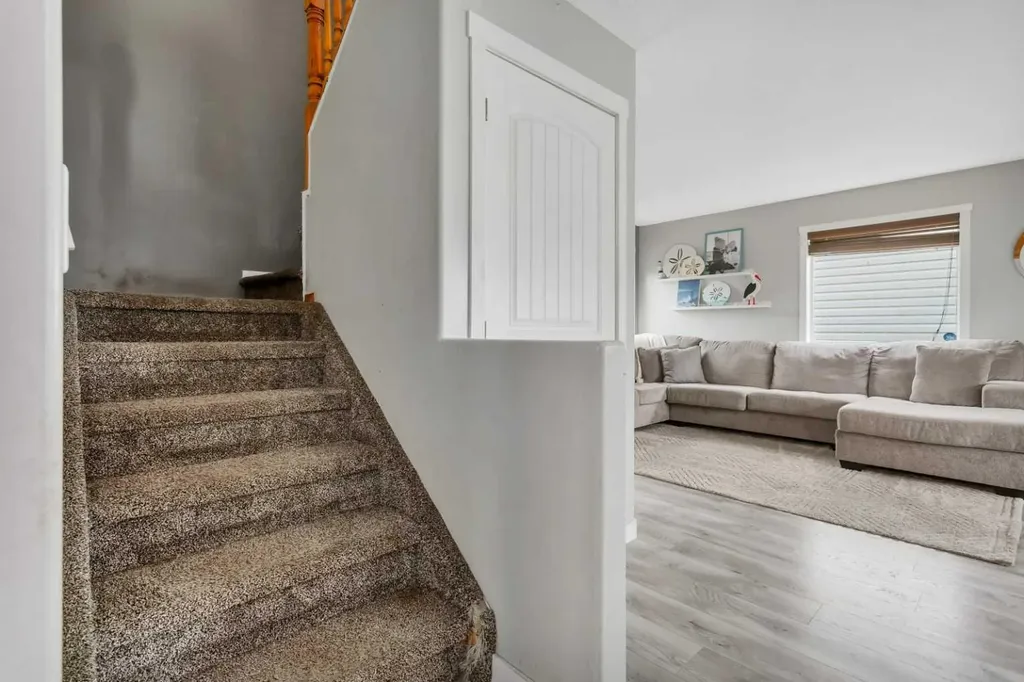 4613 Westbrooke Road Blackfalds AB T4M 0K3
