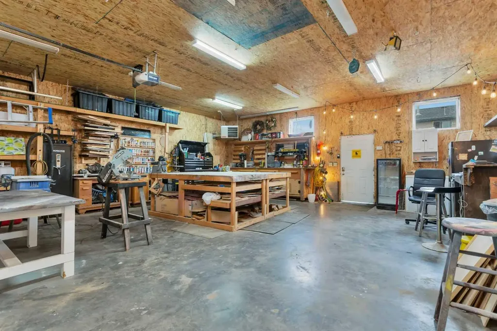 4613 Westbrooke Drive Blackfalds AB T4M 0K3
