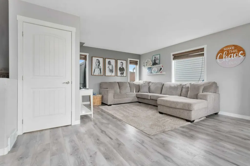 4613 Westbrooke Road Blackfalds AB T4M 0K3