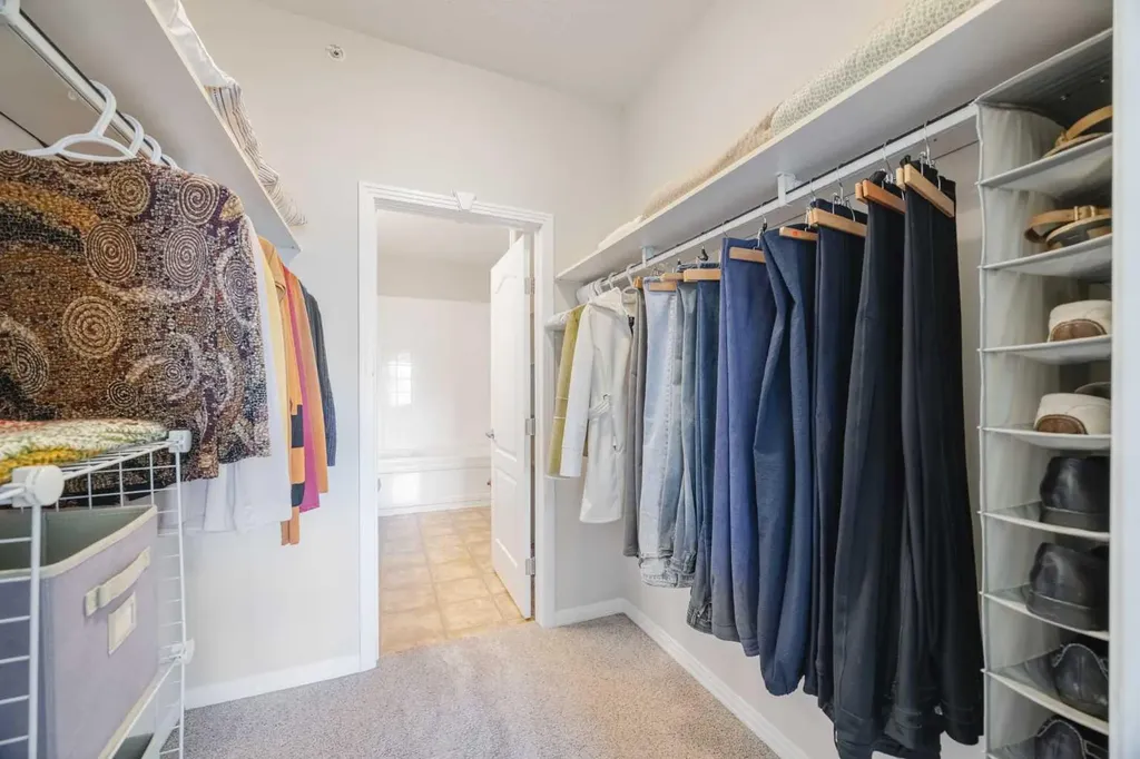 303 Arbour Crest Drive NW Calgary AB T3G5G4