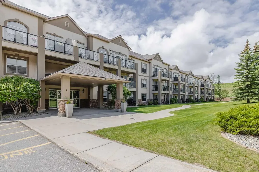 303 Arbour Crest Drive NW Calgary AB T3G5G4