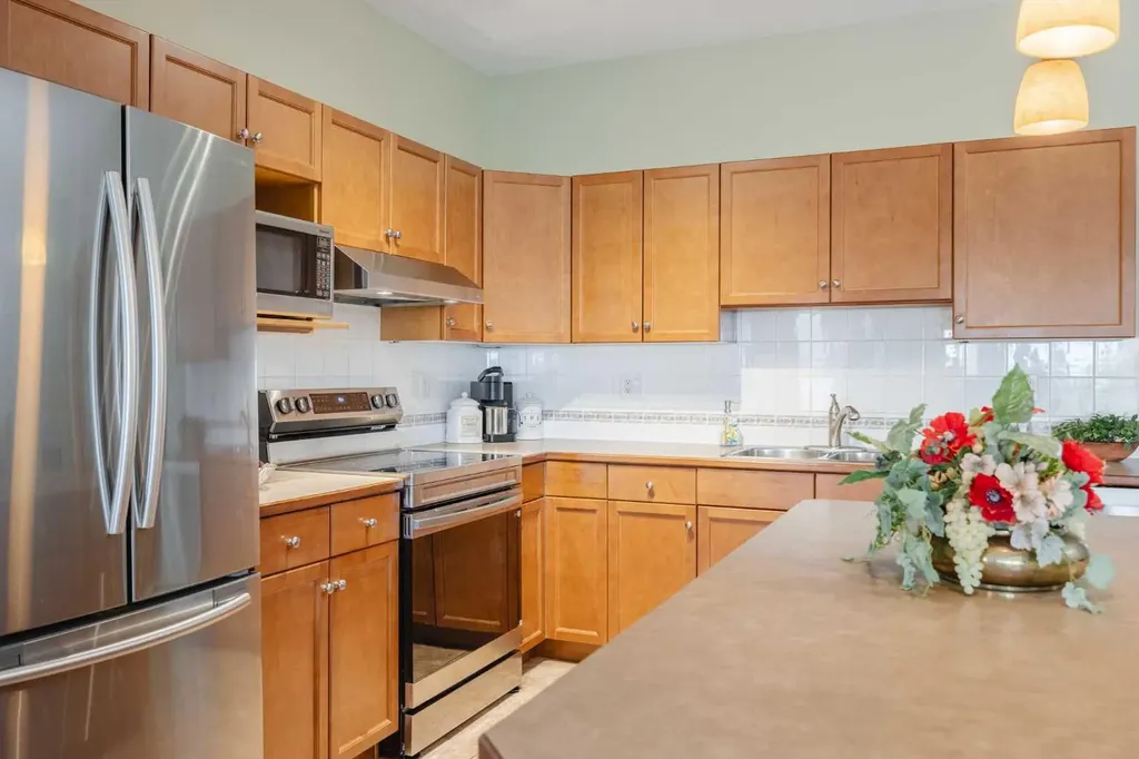 303 Arbour Crest Drive NW Calgary AB T3G5G4