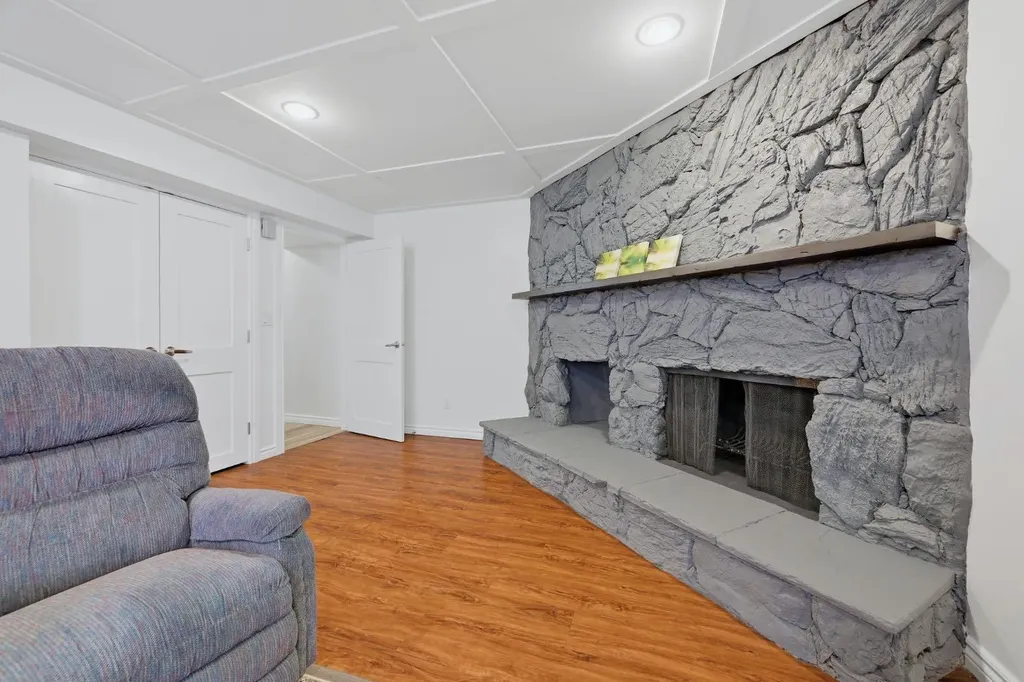 3016 Cedar Ridge Drive SW Calgary AB T2S1X6