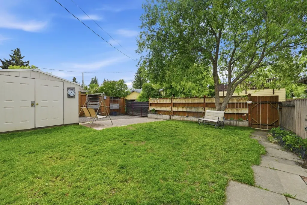 3016 Cedar Ridge Drive SW Calgary AB T2S1X6