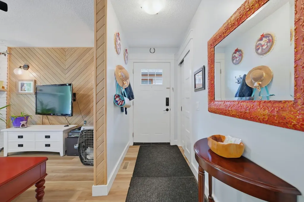 3016 Cedar Ridge Drive SW Calgary AB T2S1X6
