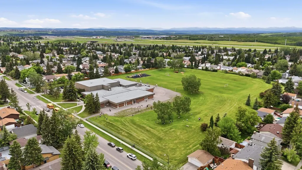 3016 Cedar Ridge Drive SW Calgary AB T2S1X6