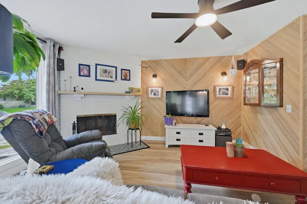 3016 Cedar Ridge Drive SW Calgary AB T2S1X6