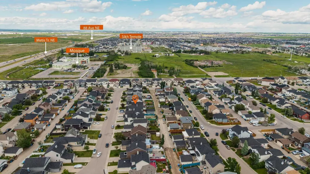 25 Martha's Meadow Place NE Calgary AB T3J 4H6