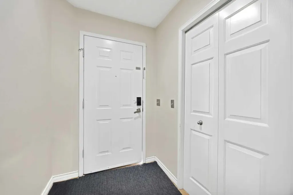 25 Martha's Meadow Place NE Calgary AB T3J 4H6