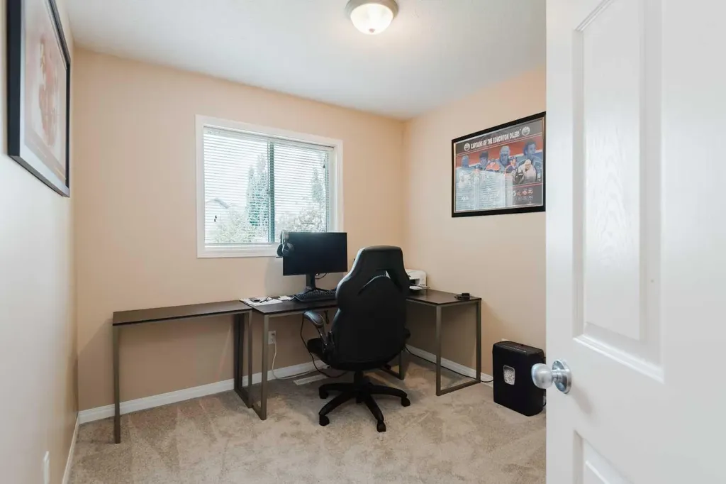 9854 66 Avenue Grande Prairie AB T8W2S1