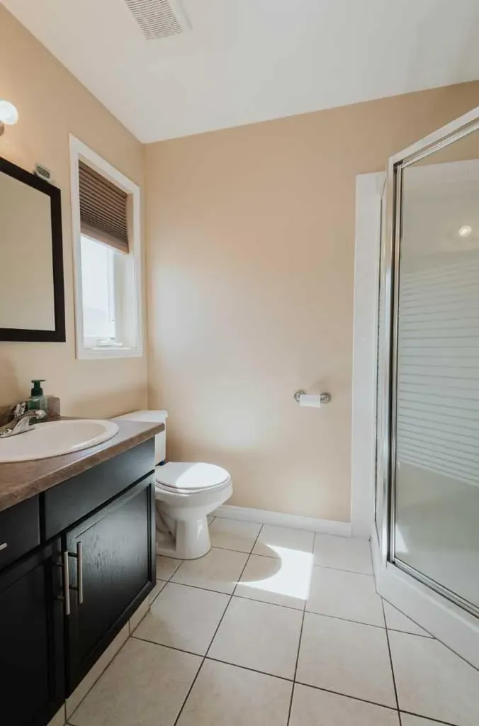 9854 66 Avenue Grande Prairie AB T8W2S1