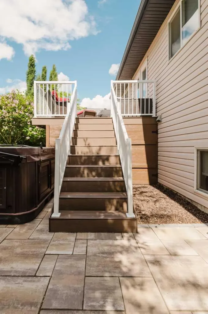9854 66 Avenue Grande Prairie AB T8W2S1