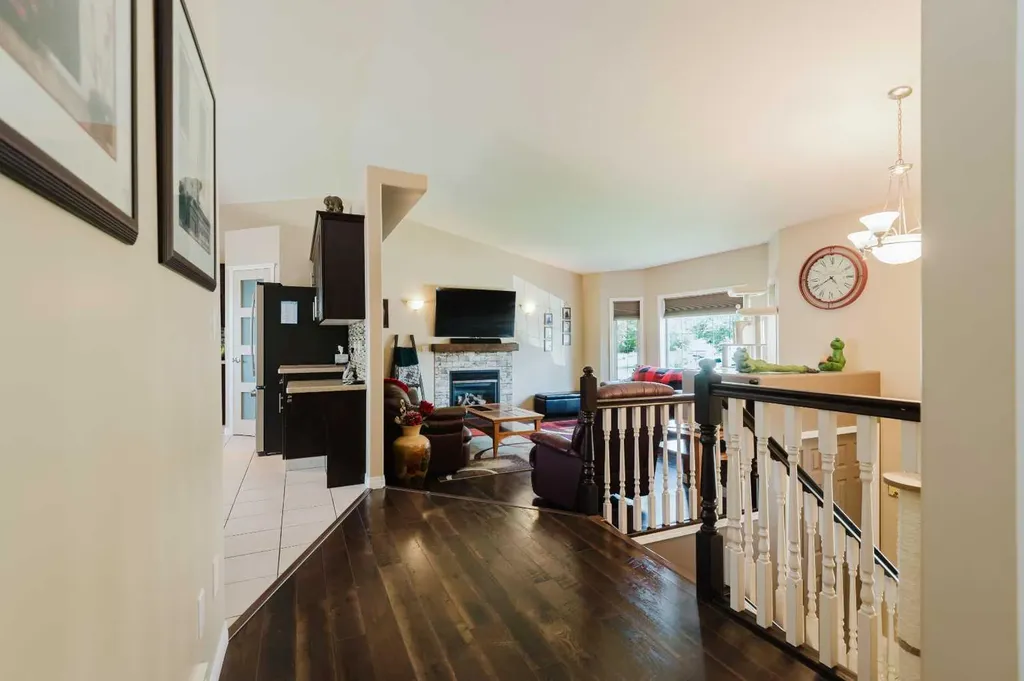 9854 66 Avenue Grande Prairie AB T8W2S1