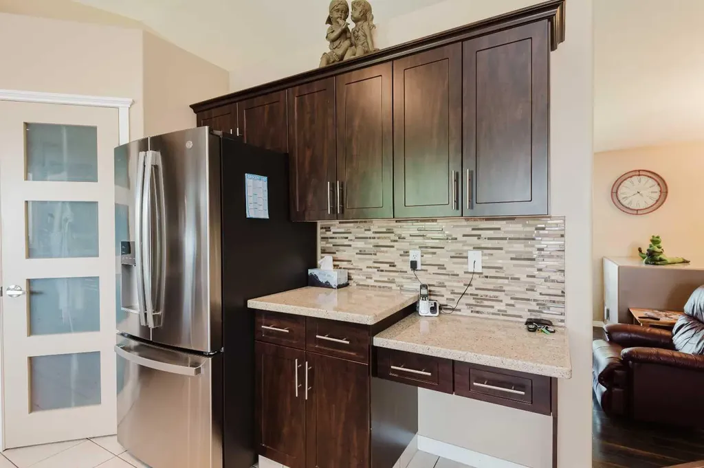 9854 66 Avenue Grande Prairie AB T8W2S1