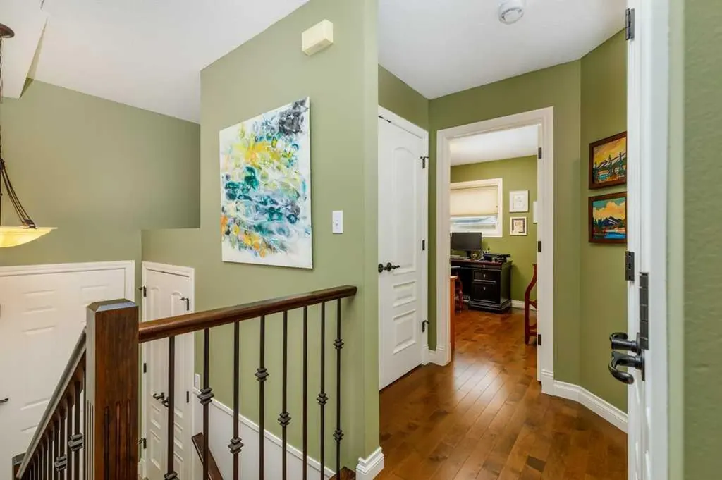 70 Douglas Avenue Red Deer AB T4R 2G6