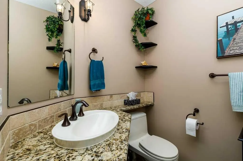 70 Douglas Avenue Red Deer AB T4R 2G6
