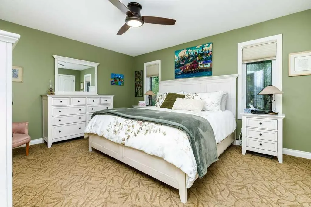 70 Douglas Avenue Red Deer AB T4R 2G6