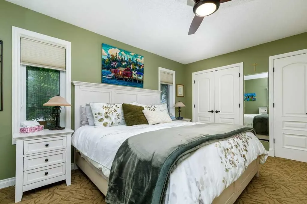 70 Douglas Avenue Red Deer AB T4R 2G6