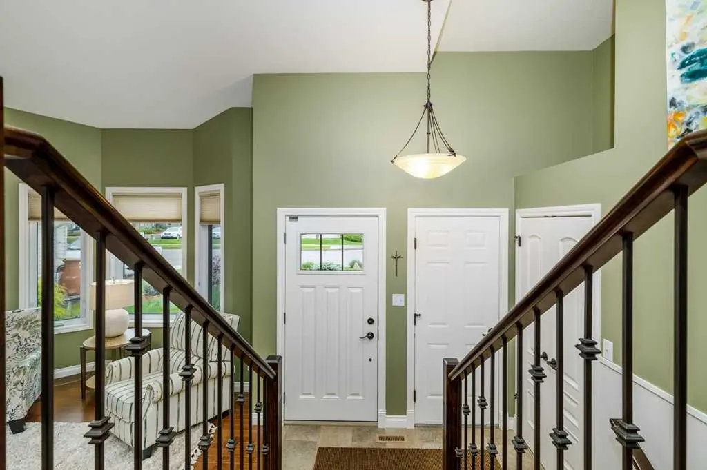 70 Douglas Avenue Red Deer AB T4R 2G6