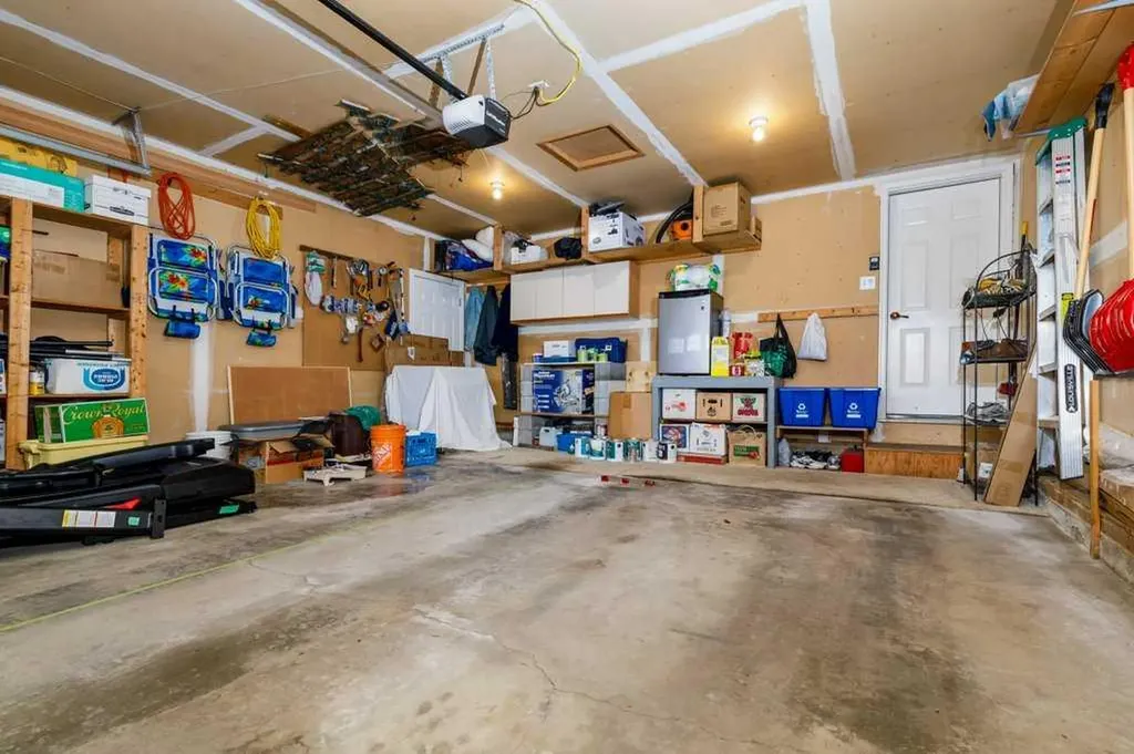 70 Douglas Avenue Red Deer AB T4R 2G6