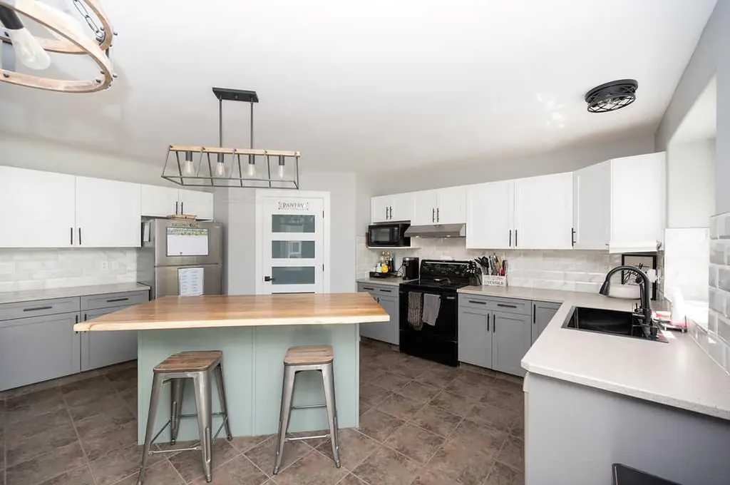 4604 Brown Court Athabasca AB T9S 1J3