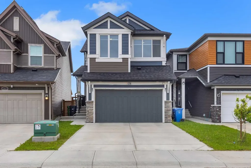 176 Howse Crescent NE Calgary AB T3P 1L5