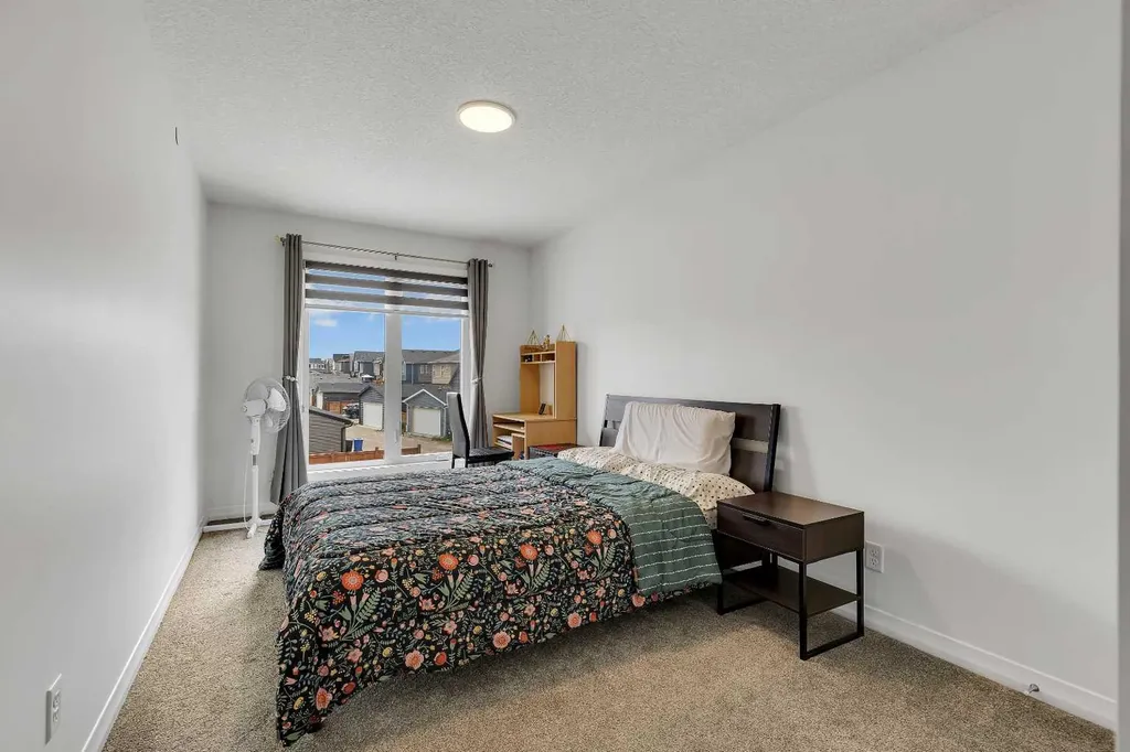 176 Howse Crescent NE Calgary AB T3P 1L5