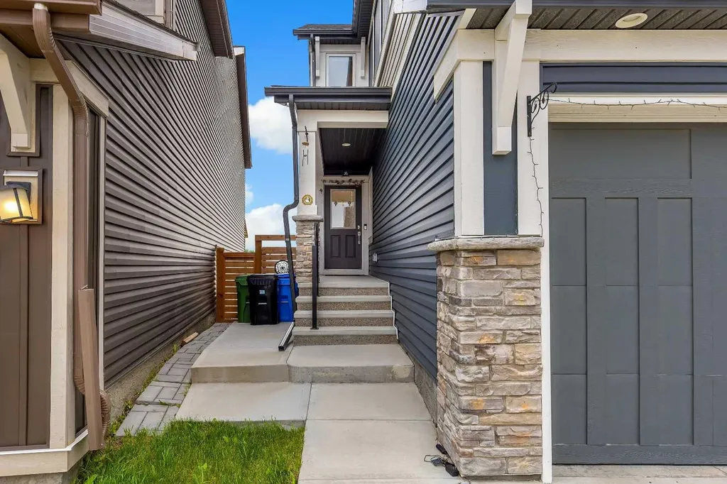 176 Howse Crescent NE Calgary AB T3P 1L5