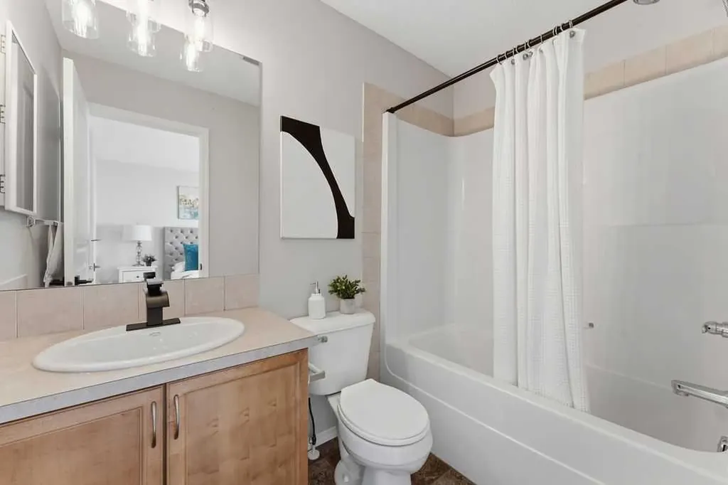 115 Elgin Meadows View SE Calgary AB T2Z0E9