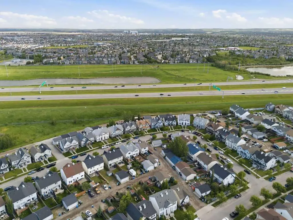 115 Elgin Meadows View SE Calgary AB T2Z0E9