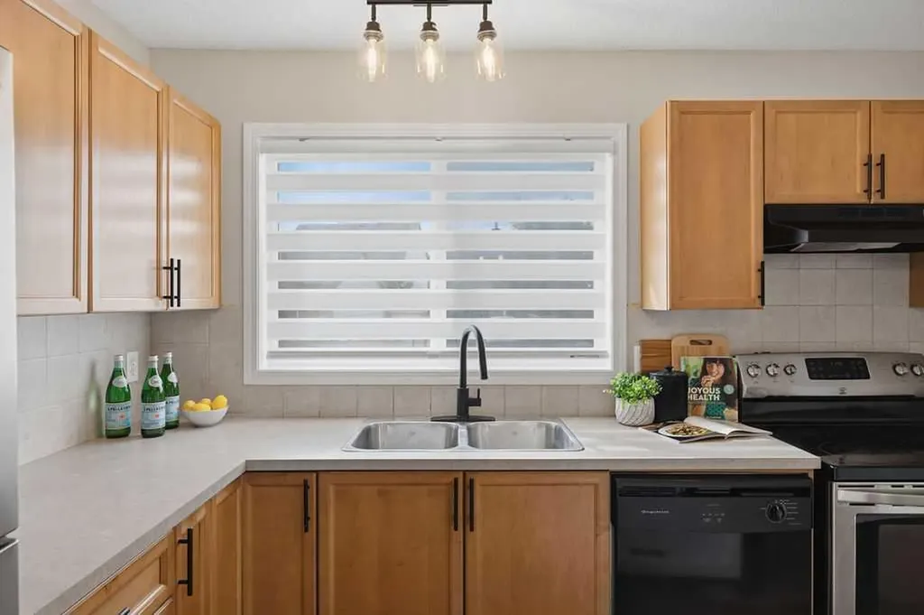 115 Elgin Meadows View SE Calgary AB T2Z0E9
