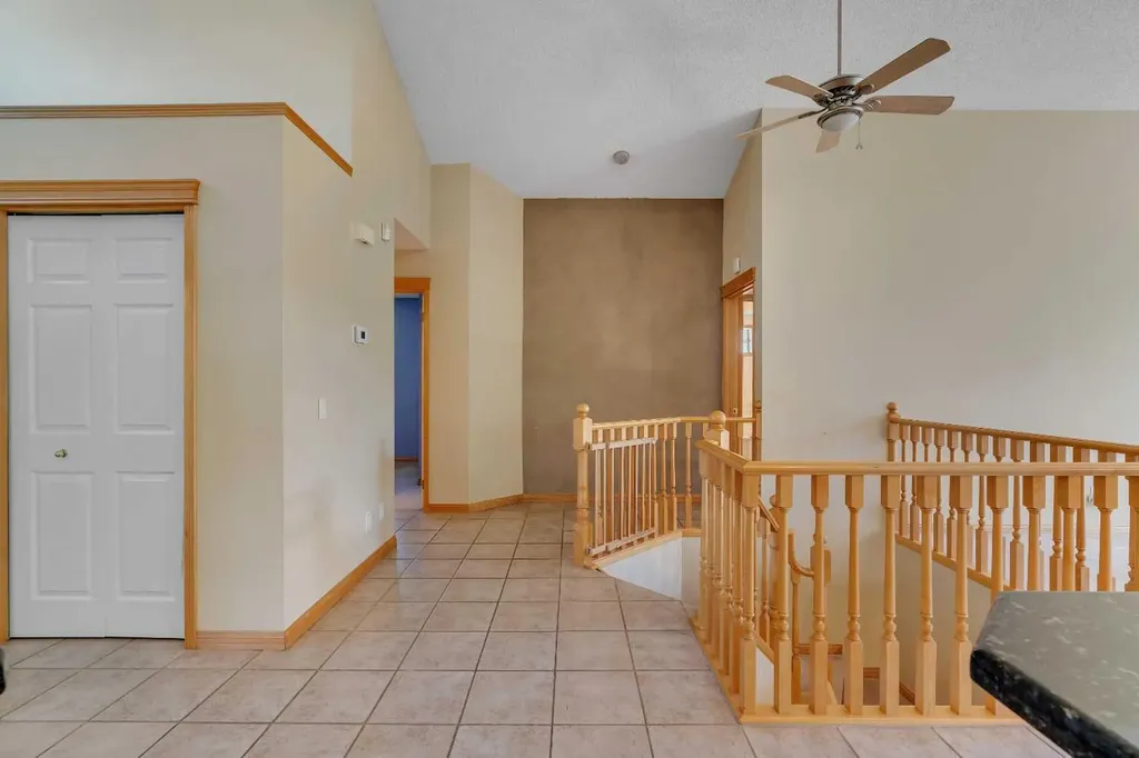10272 Tuscany Hills Way Calgary AB T3L2G5