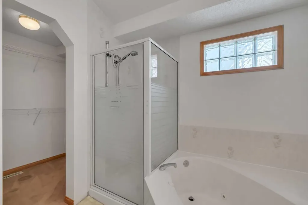 10272 Tuscany Hills Way Calgary AB T3L2G5