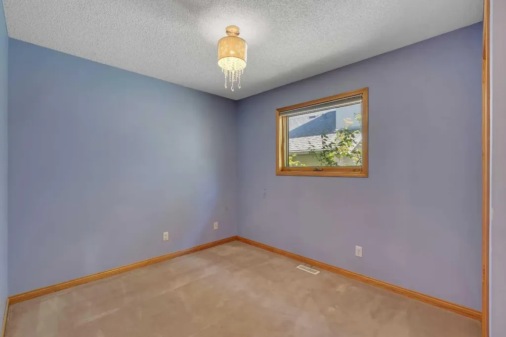10272 Tuscany Hills Way Calgary AB T3L2G5
