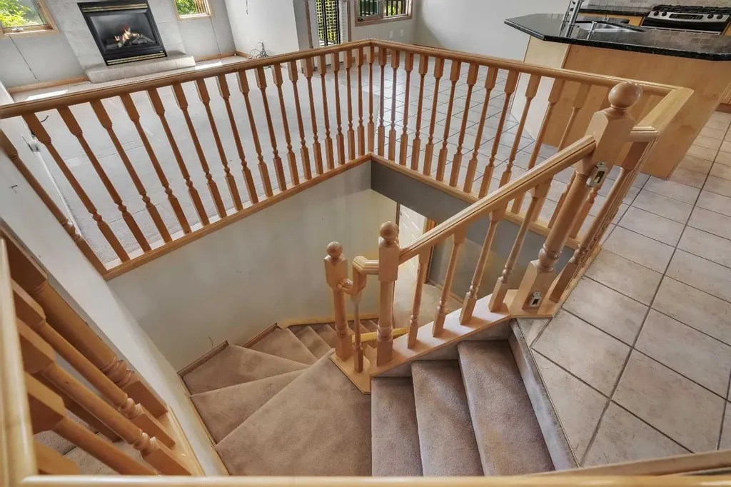 10272 Tuscany Hills Way Calgary AB T3L2G5