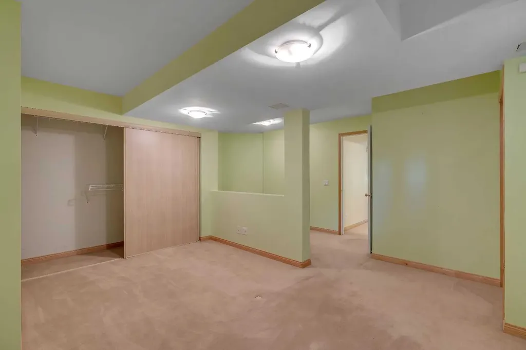 10272 Tuscany Hills Way Calgary AB T3L2G5