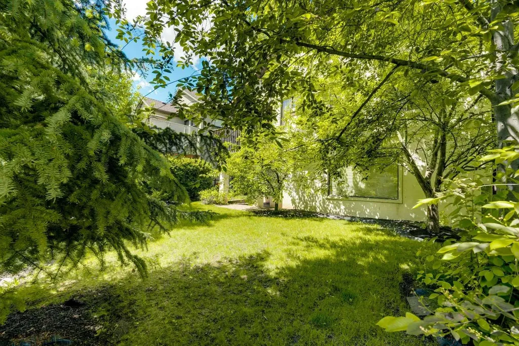 10272 Tuscany Hills Way Calgary AB T3L2G5