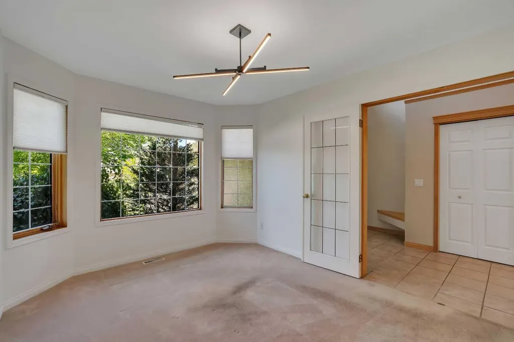 10272 Tuscany Hills Way Calgary AB T3L2G5