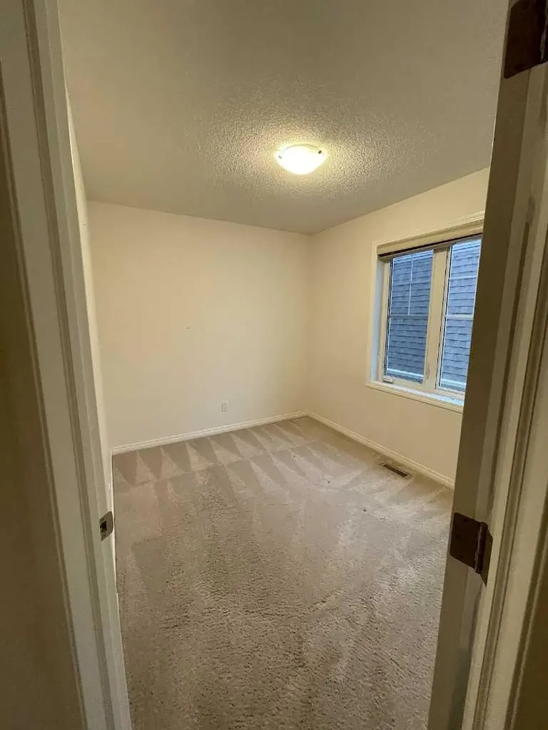 162 Windstone Mews SW Airdrie AB T4B 3X4
