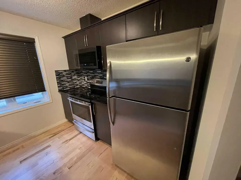 162 Windstone Mews SW Airdrie AB T4B 3X4