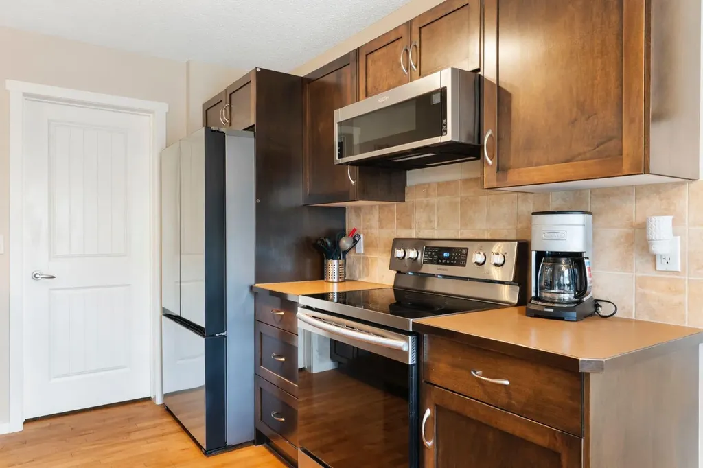 29 Sage Hill Court NW Calgary AB T3R 0H2