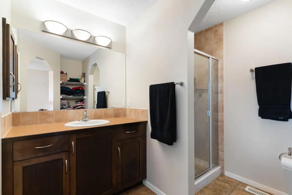 29 Sage Hill Court NW Calgary AB T3R 0H2
