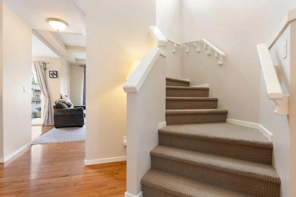 29 Sage Hill Court NW Calgary AB T3R 0H2