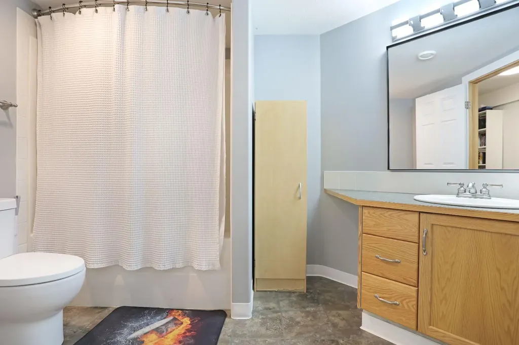 23 Upland Place Brooks AB T1R 1M9