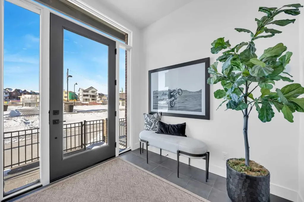133 Greenwich Common NW Calgary AB T3B 6P1