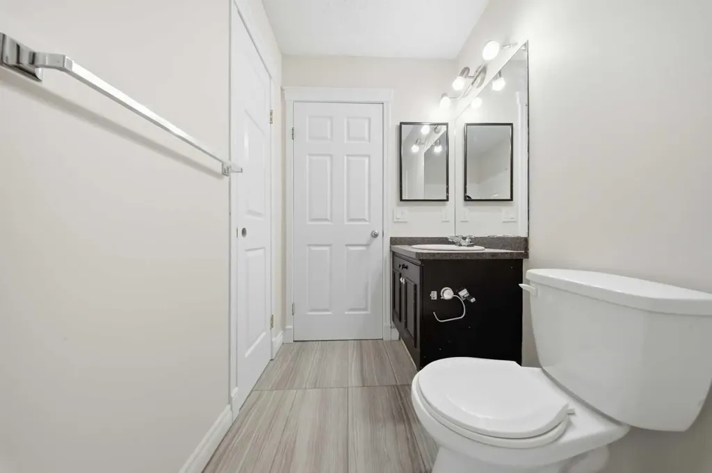 33 Martin Crossing Green NE Calgary AB T3J 3P1