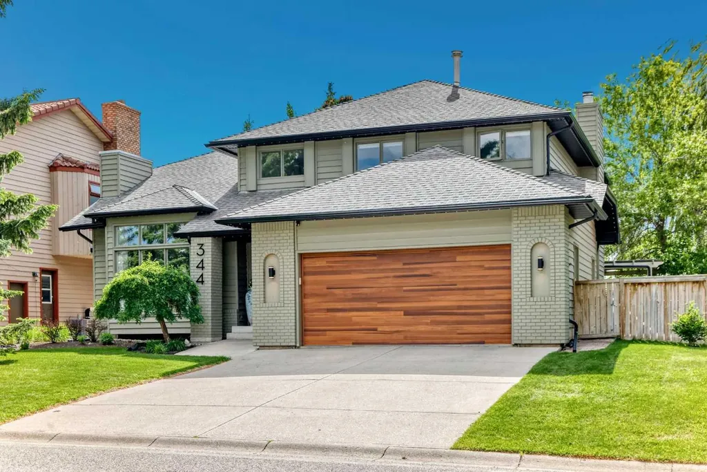 344 Canterville Drive SW Calgary AB T2W 3Z9