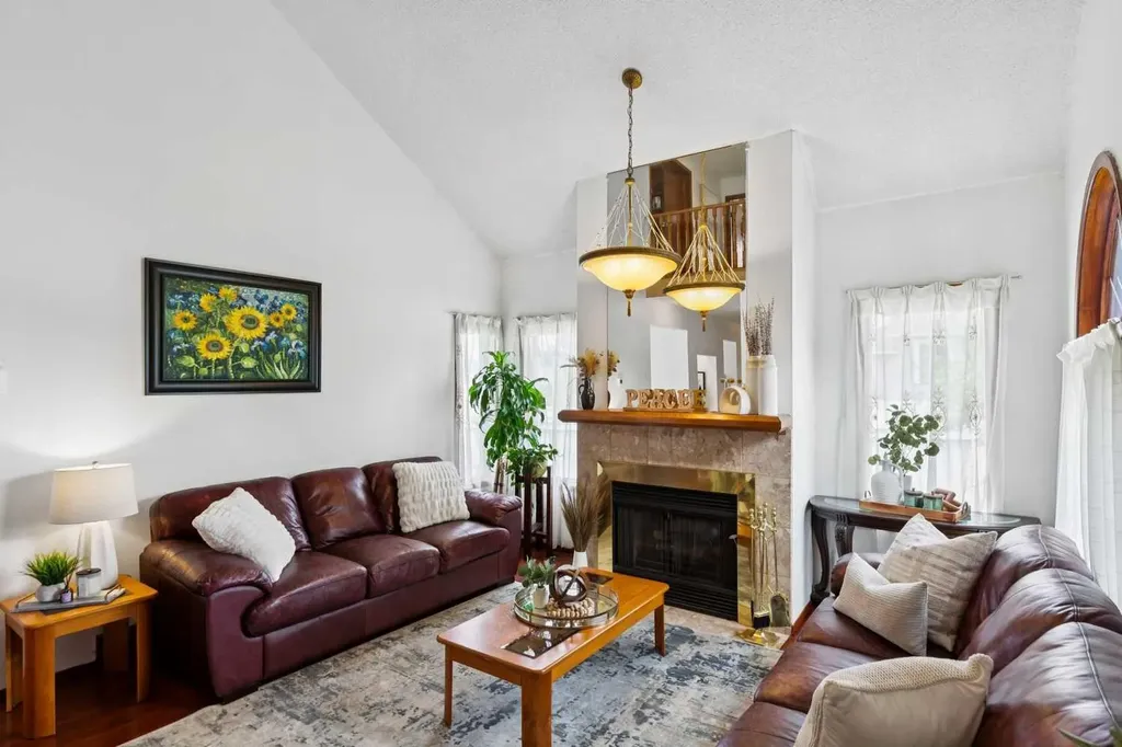 8971 Scurfield Drive NW Calgary AB T3L1K6