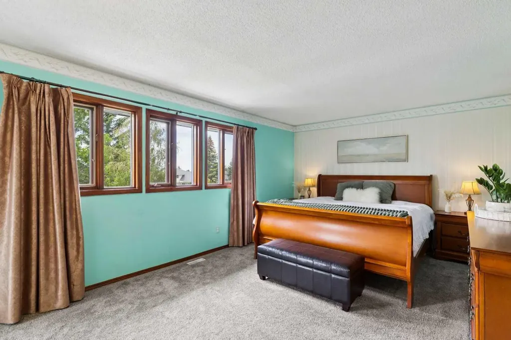 8971 Scurfield Drive NW Calgary AB T3L1K6