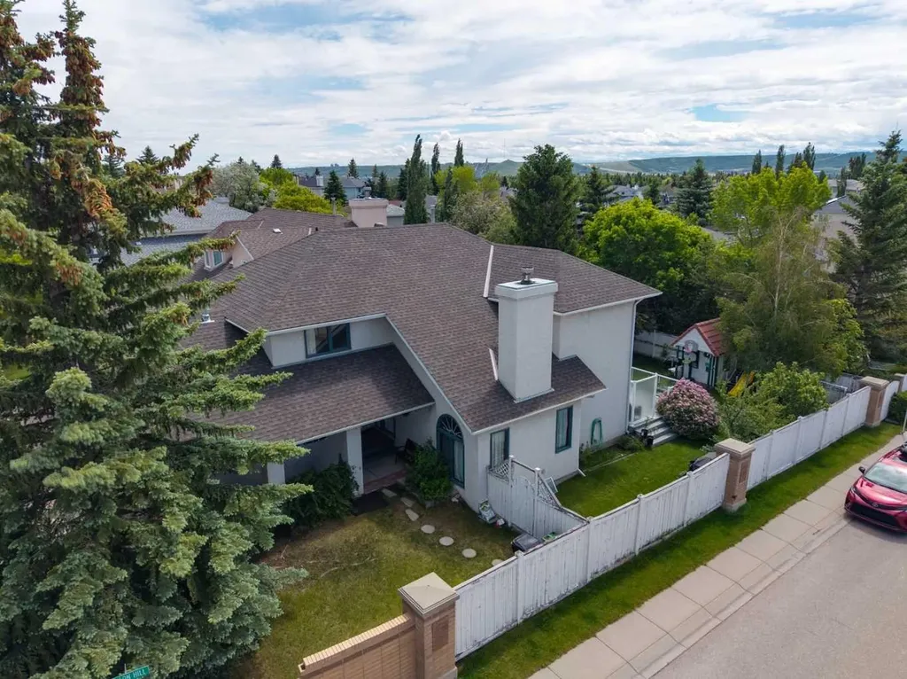 8971 Scurfield Drive NW Calgary AB T3L1K6